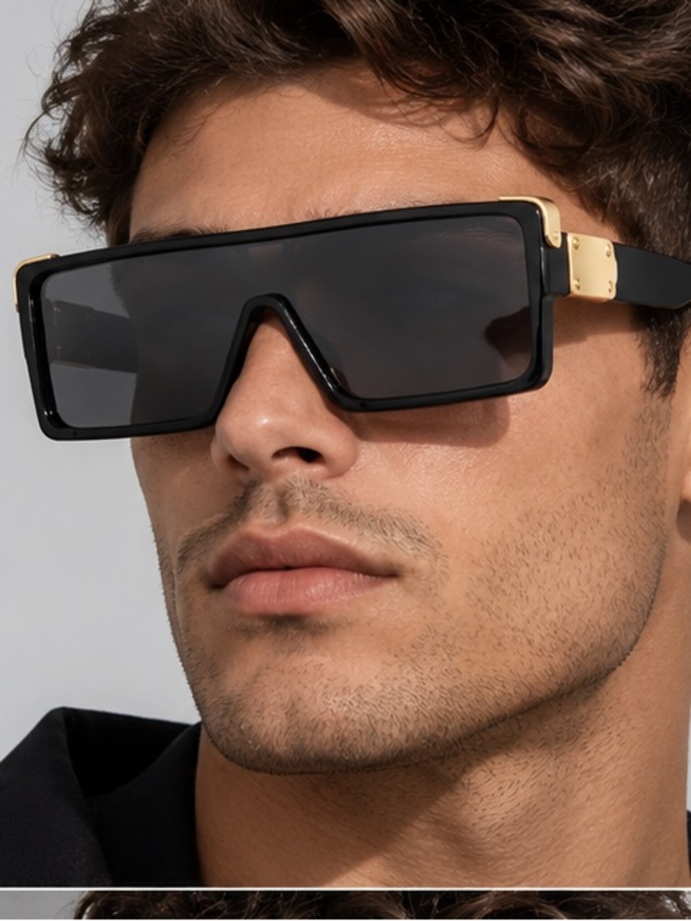 Infinite Frame Shield Sunglasses • Black